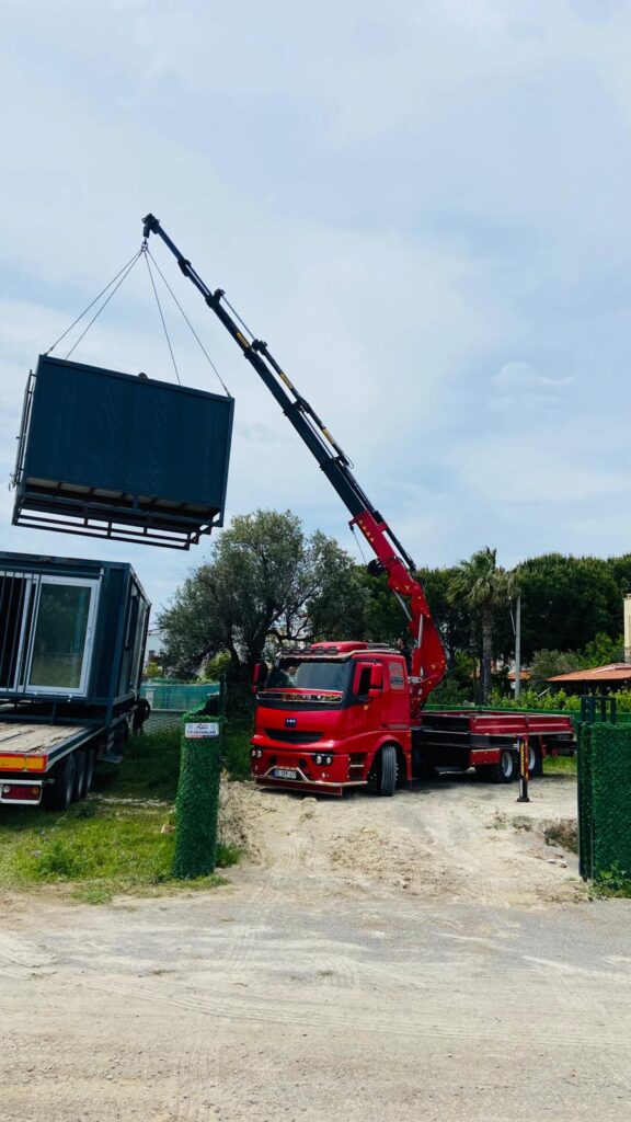 Çeşme Vinç Kiralama